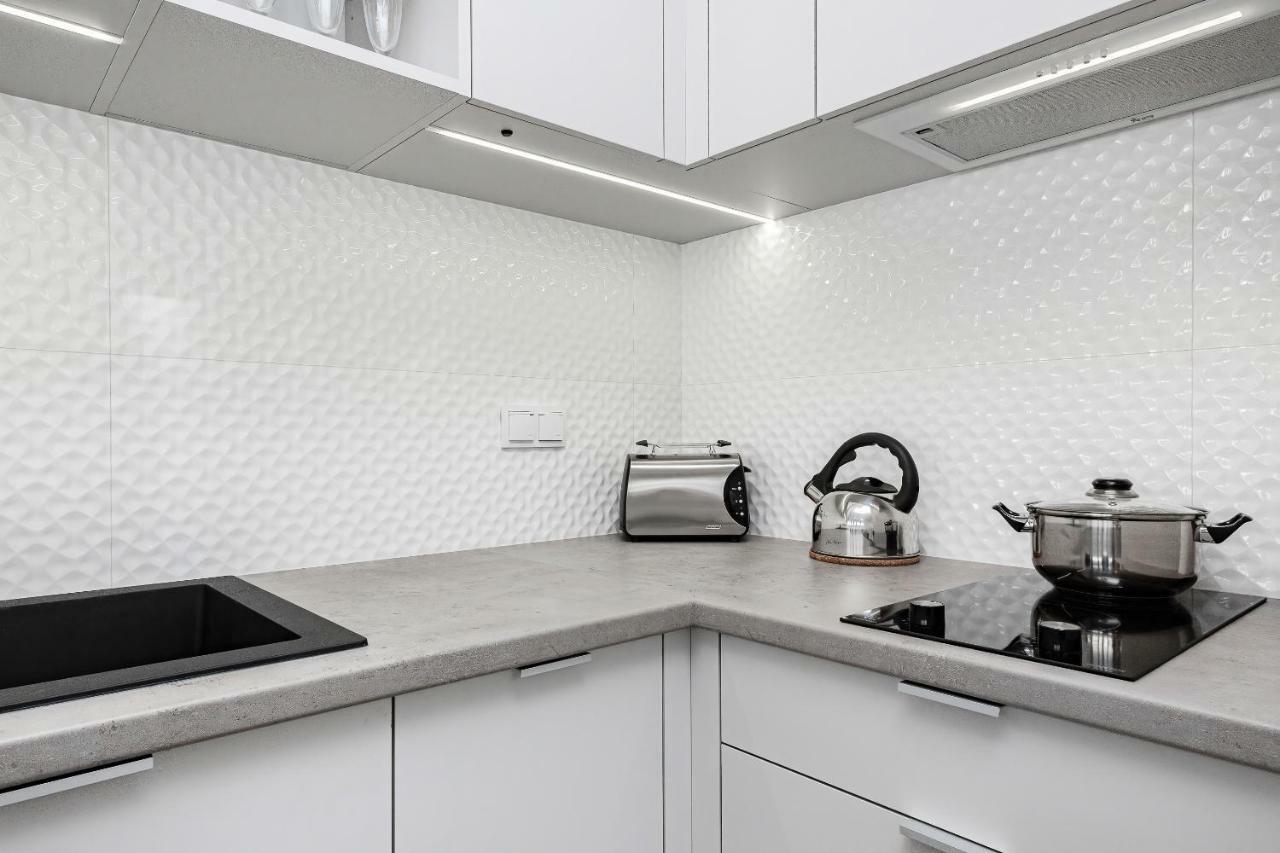 Apartment Moonlight2 By Renters Warsaw Ngoại thất bức ảnh